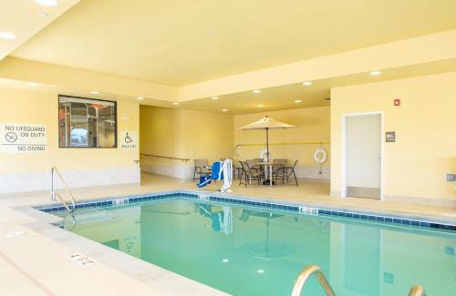 Whitefish Hotel | Discover Hampton Inn & Suites Whitefish with Pet-Friendly Perks