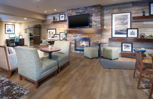 Tiffin Hotel | Discover Hampton Inn Tiffin: Family-Friendly & Pool Access