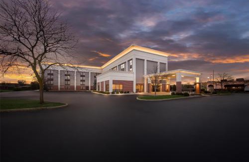 Maumee Hotel | Discover Hampton Inn Toledo-South/Maumee with Great Amenities
