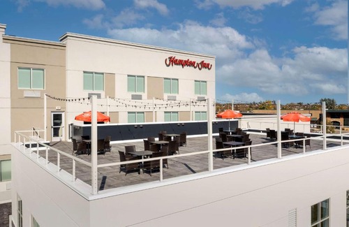 Warroad Hotel | Pet-Friendly Hampton Inn Warroad: Guest Rated 9.3/10!