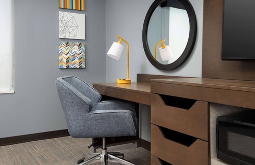 Warroad Hotel | Guest Rated Getaway at Hampton Inn Warroad, MN