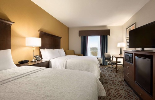 Monroe Hotel | Discover Comfort at Hampton Inn West Monroe with Pool & Dining