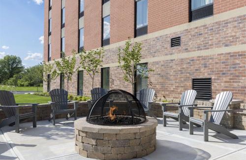 Westfield Hotel | Pet-Friendly Hampton Inn Westfield Indianapolis with Pool