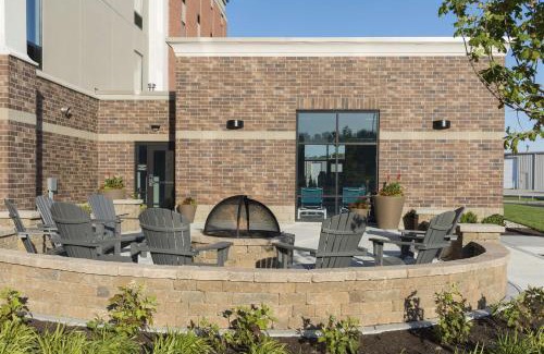 Westfield Hotel | Pet-Friendly Hampton Inn Westfield Indianapolis with Pool