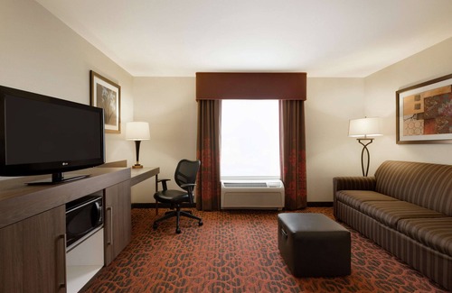 Wichita Falls Hotel | Discover Hampton Inn Wichita Falls with Pool and Spa