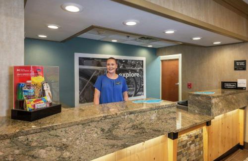 Wilkesboro Hotel | Stylish Stay at Hampton Inn Wilkesboro with Pool Access