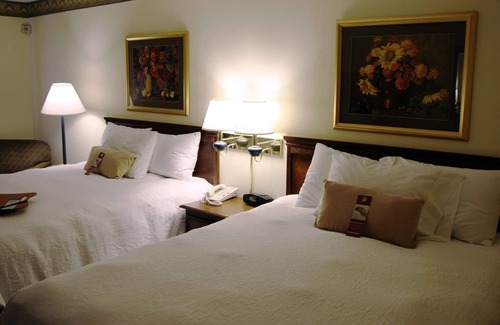 Williamston Hotel | Comfortable Stay at Hampton Inn Williamston with Pool & Spa