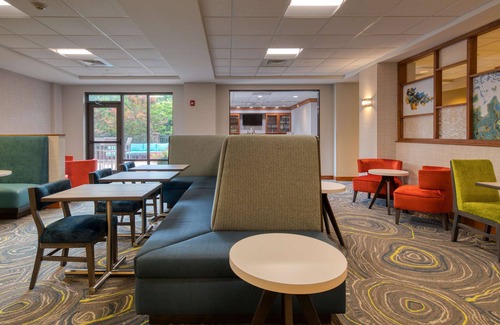 Wilmington Hotel | Top-Rated Hampton Inn Wilmington with Family-Friendly Amenities