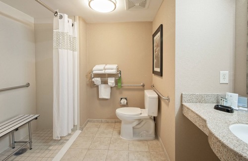 Wilmington Hotel | Top-Rated Hampton Inn Wilmington with Family-Friendly Amenities