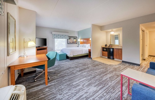 Wilmington Hotel | Top-Rated Hampton Inn Wilmington with Family-Friendly Amenities