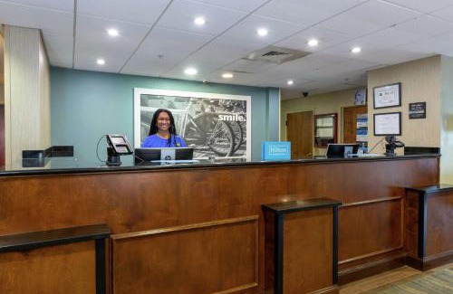 Winston - Salem Hotel | Pet-Friendly Retreat at Hampton Inn Winston-Salem Hanes Mall