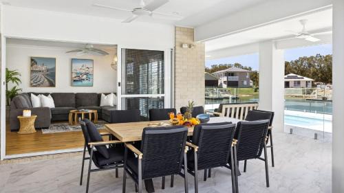 Yamba House | Stylish Waterfront Retreat at Hamptons House for Families