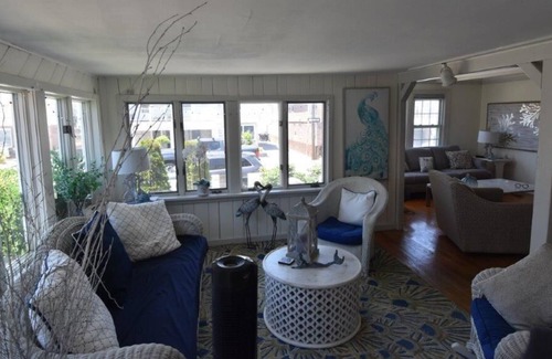 East Atlantic Beach House | Seaside Escape: 4-Bedroom House Near Long Beach Ocean