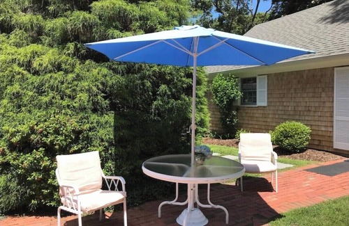Remsenburg Cottage | Cozy Hamptons Guest Cottage for Memorable Getaways