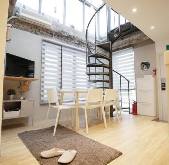 Mapo Villa | HAN HOUSE Hongdae-st 1min 4br 4bath Rooftop