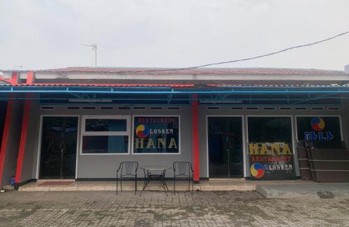 Anyer Hotel | Discover Comfort at Hana Losmen RedPartner for Families