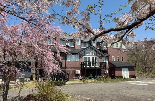 Nasu House | Hana No Paradise: Family-Friendly Stay with Hot Tub Access