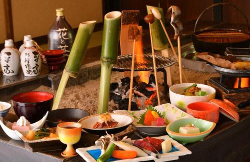 Yunishigawa Onsen Hotel | Hana to Hana: Family-Friendly Hotel with Hot Tub & Breakfast