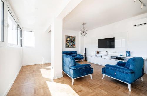 Golubovina Apartment | Family-Friendly Getaway at HanaLux with 9.6/10 Rating