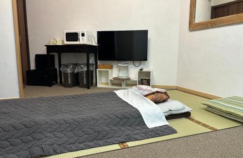 Sano Apartment | Top-Rated Hanamaru House with Relaxing Hot Tub Experience