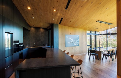 Kutchan Villa | Discover Hanaridge Residence 11: Pool, Spa & Family Fun