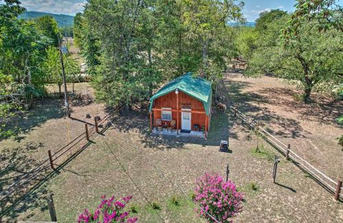 Nashoba Apartment | Pet-Friendly Black Fork Cabin 2 with Cozy Fire Pit