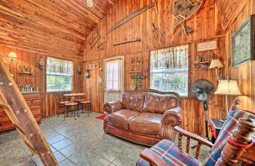 Nashoba Apartment | Pet-Friendly Black Fork Cabin 2 with Cozy Fire Pit