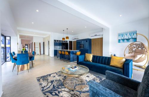 Pietermaai District Apartment | Stylish Handelskade Penthouse - Family Friendly & 4 Stars