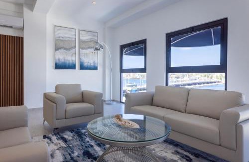 Pietermaai District Apartment | Stylish Handelskade Penthouse - Family Friendly & 4 Stars