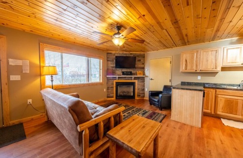 Isle Resort | Handicap accessible 1 bedroom with WiFi, great views of Mille Lacs. Cabin 12