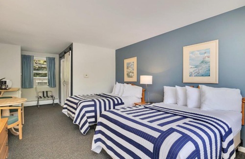 South Harwich Hotel | Relax at Handkerchief Shoals Inn with Oceanfront Amenities