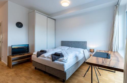 Holzgerlingen Apartment | Modern Comfort with Kitchen & Home Office Amenities