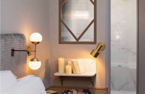 Les Halles Hotel | Stylish Hotel with Spa & Breakfast – Rated 8.4/10