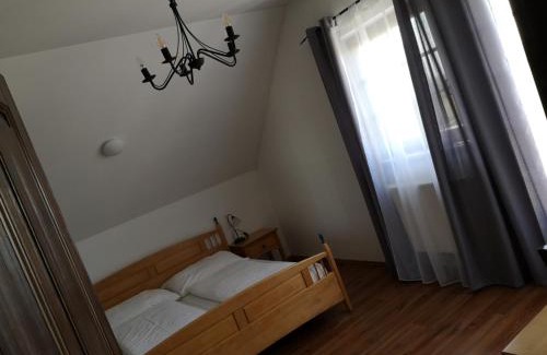 Laa an der Thaya Bed & Breakfast | Pet-Friendly Retreat at Hanfthal-Hof: Rated 8/10 by Guests