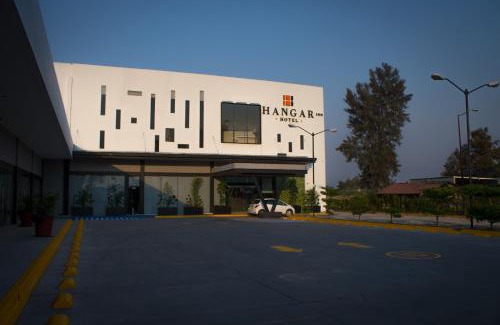 Tlajomulco de Zuniga Hotel | Convenient Hangar Inn Guadalajara Aeropuerto with Breakfast
