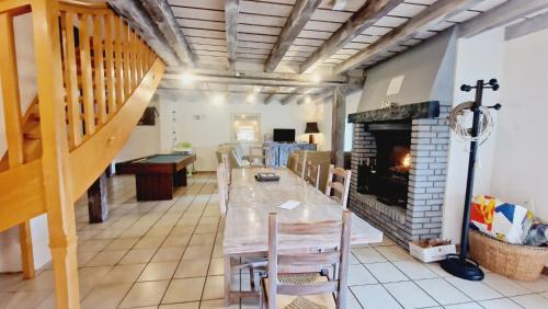 Fresse-sur-Moselle Apartment | Relax at Hangy Bas & Spa: Family-Friendly Retreat Awaits