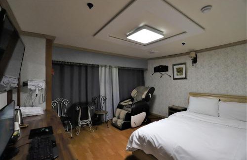 Seo-gu Hotel | Comfortable Hani Motel: Enjoy Breakfast and Hot Tub Access