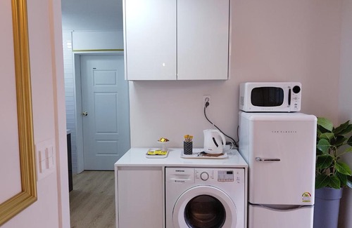 Jocheon Apartment | Discover Hanihaus Sinchon-ri: 4-Star Family Retreat