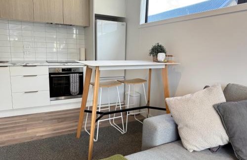 Kawarau Falls House | Hanleys Farm Hidden Gem