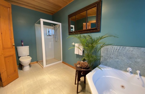 Stanley House | Exceptional Hanlon Guest House: 4-Star Comfort & Breakfast
