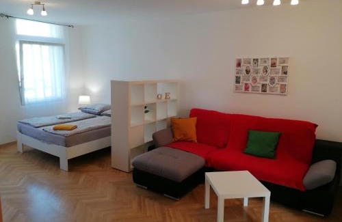 Koszeg Apartment | Family-Friendly Stay at Hanna Apartman 1-2