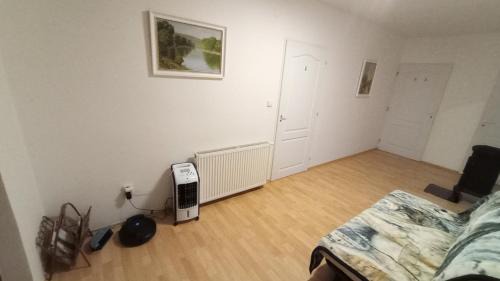 Travnica Apartment | Family-Friendly Oceanfront Studio at HannaH Relax