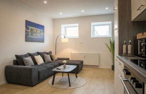 Wolfsburg Apartment | HANNIBAL - Design Apartment with Kitchen & High-Speed Wi-Fi