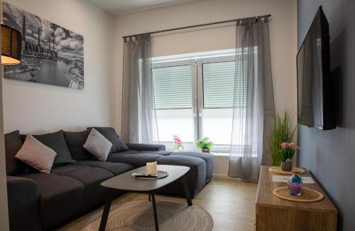 Wolfsburg Apartment | Stylish Design Apartment Iris with Fitness & High-Speed Wi-Fi
