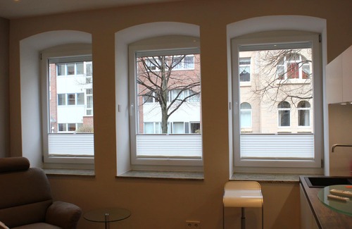 Vahrenwald Apartment | Hannover-Home: Family-Friendly Stay with Breakfast Included