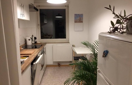 Buchholz-Kleefeld Apartment | Discover Hannover Messe Appartement: Family-Friendly Retreat