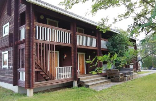 Tyrnava House | Pet-Friendly Retreat at Hannuksen Piilopirtti - Rated 9/10