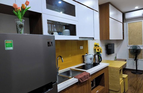 Tu Liem Apartment | Hanoi Vinhomes Green Bay studio apartment/Pool/Free Wifi Netflix/In-room spa