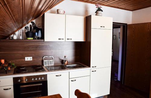 Hintergoeriach Apartment | Pet-Friendly Escape at Hansalgut with Spa & Child Care