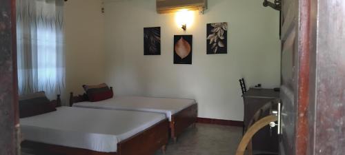 Buttala House | Welcoming Hansika Guest Inn: Pet Friendly and Rated 9/10